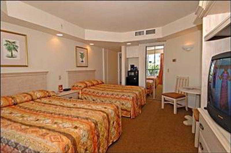 Boardwalk Inn And Suites Daytona Beach Room photo
